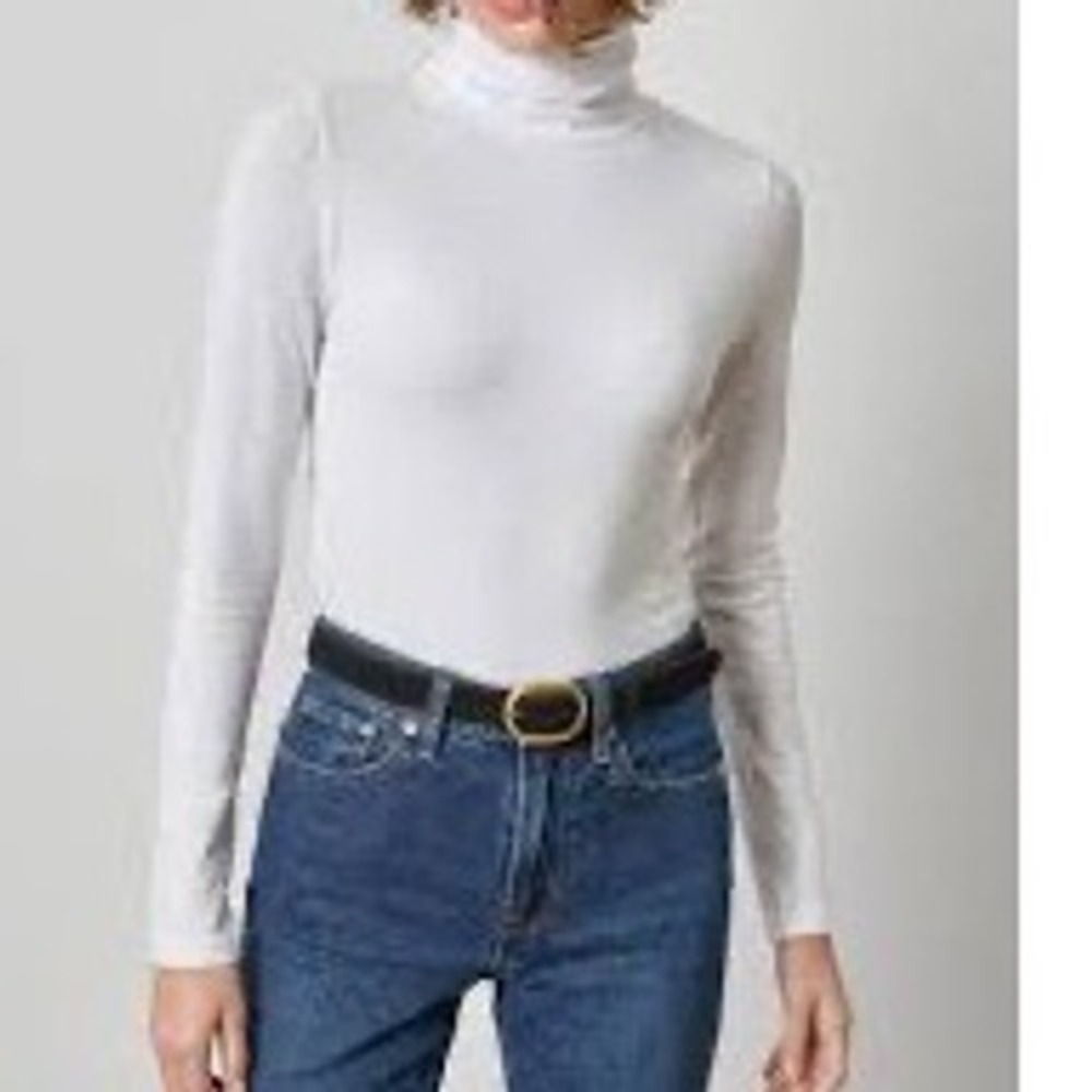 Lilla P Turtleneck Top Womens XS White Excellent 100% Pima Cotton Long Sleeve